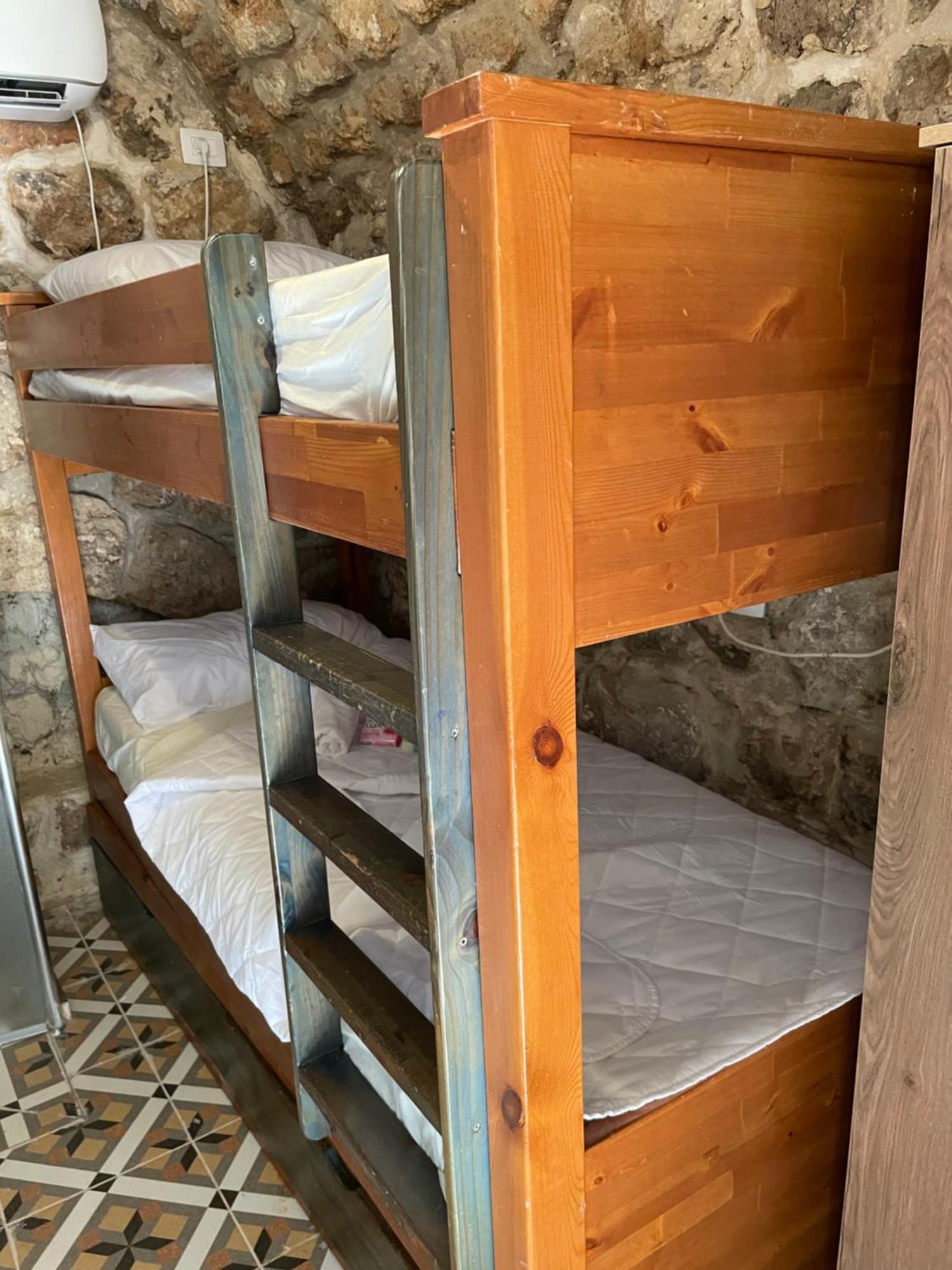 Hebi House Aparthotel Akko Buitenkant foto